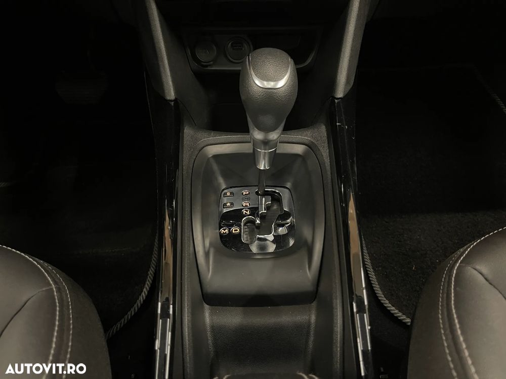 Peugeot 2008 BlueHDi FAP 120 STOP & START EAT6 Allure - 25