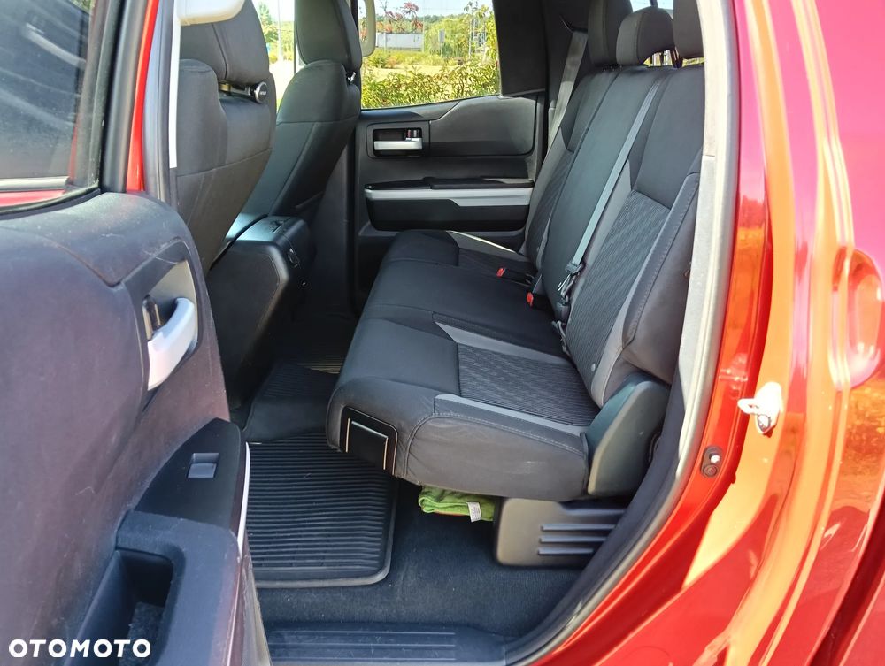 Toyota Tundra 5.7 4x4 Double Cab SR5 - 16