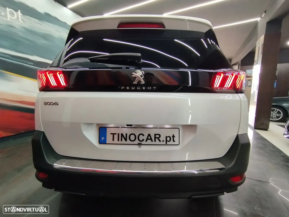 Peugeot 5008 1.2 PureTech Allure EAT8 - 11
