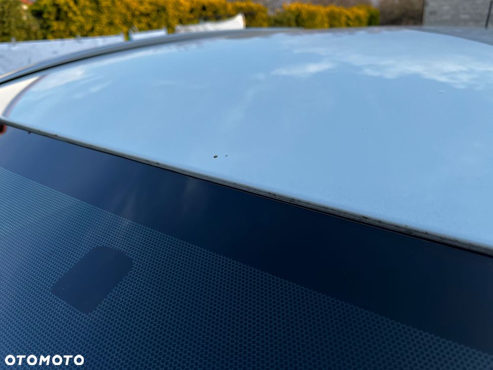 Toyota Avensis 2.0 D-4D Active - 23