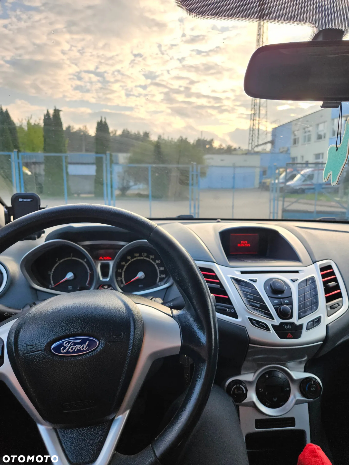 Ford Fiesta 1.6 TDCi Titanium - 11