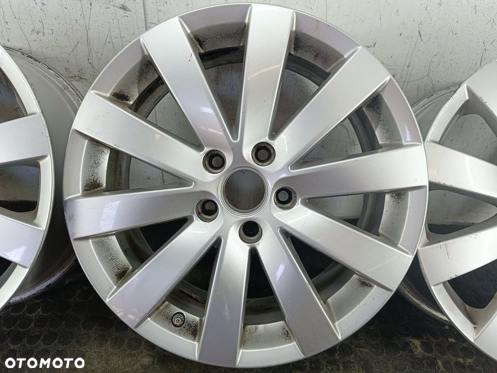 FELGI ALUMINIOWE KOMPLET 17 VW PASSAT B6 3M601025X  5.5JX17  ET42 - 6