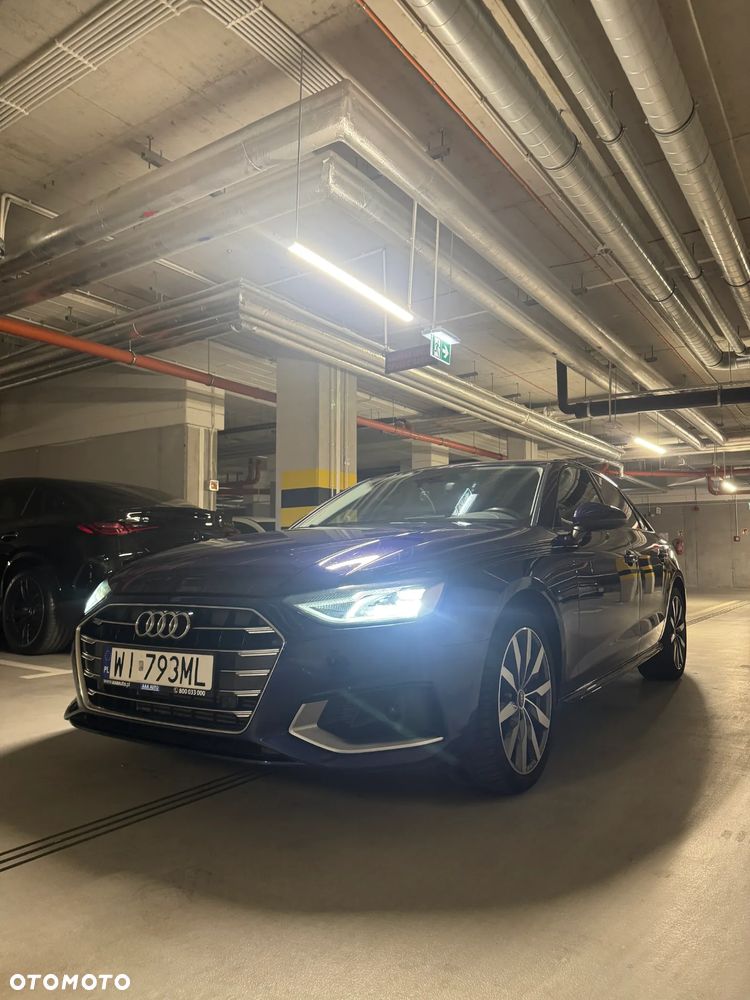 Audi A4 Limousine - 13