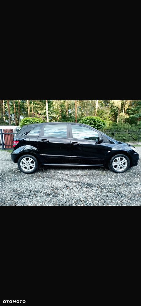 Mercedes-Benz Klasa B 180 BlueEFFICIENCY SPORT EDITION - 4