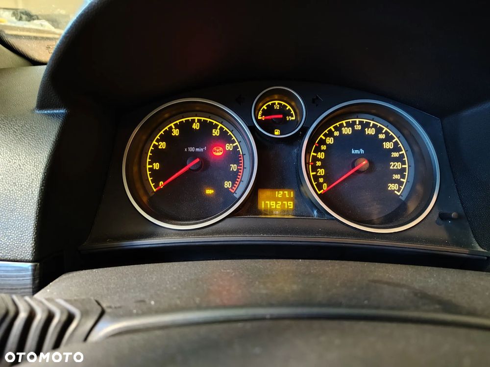 Opel Astra 2.0 Turbo Sport - 11