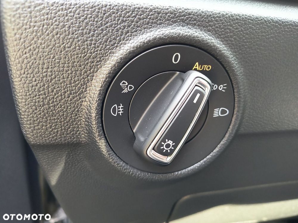 Volkswagen T-Roc 1.5 TSI Style DSG - 26