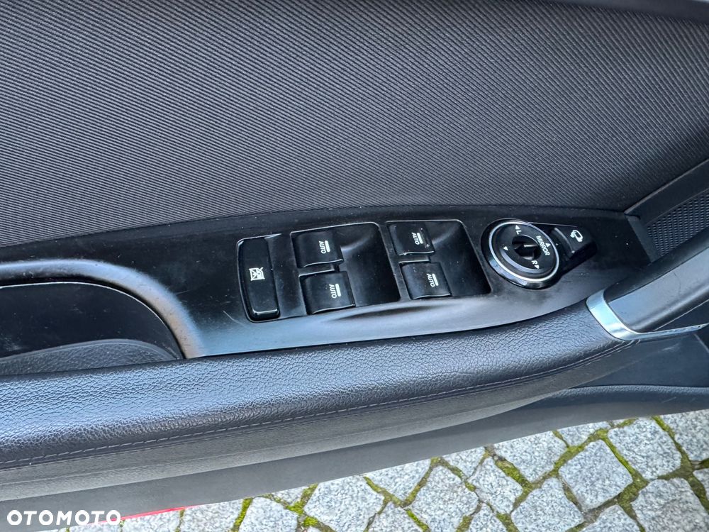 Hyundai i40 i40cw 1.7 CRDi Automatik Premium - 17