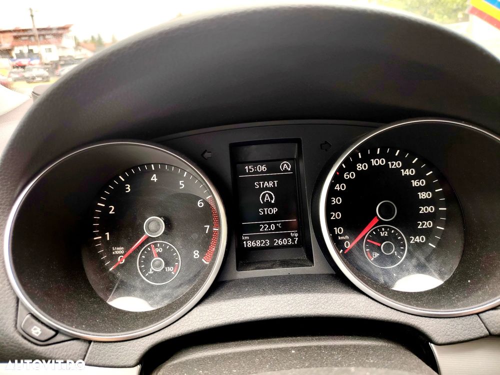 Volkswagen Golf - 14