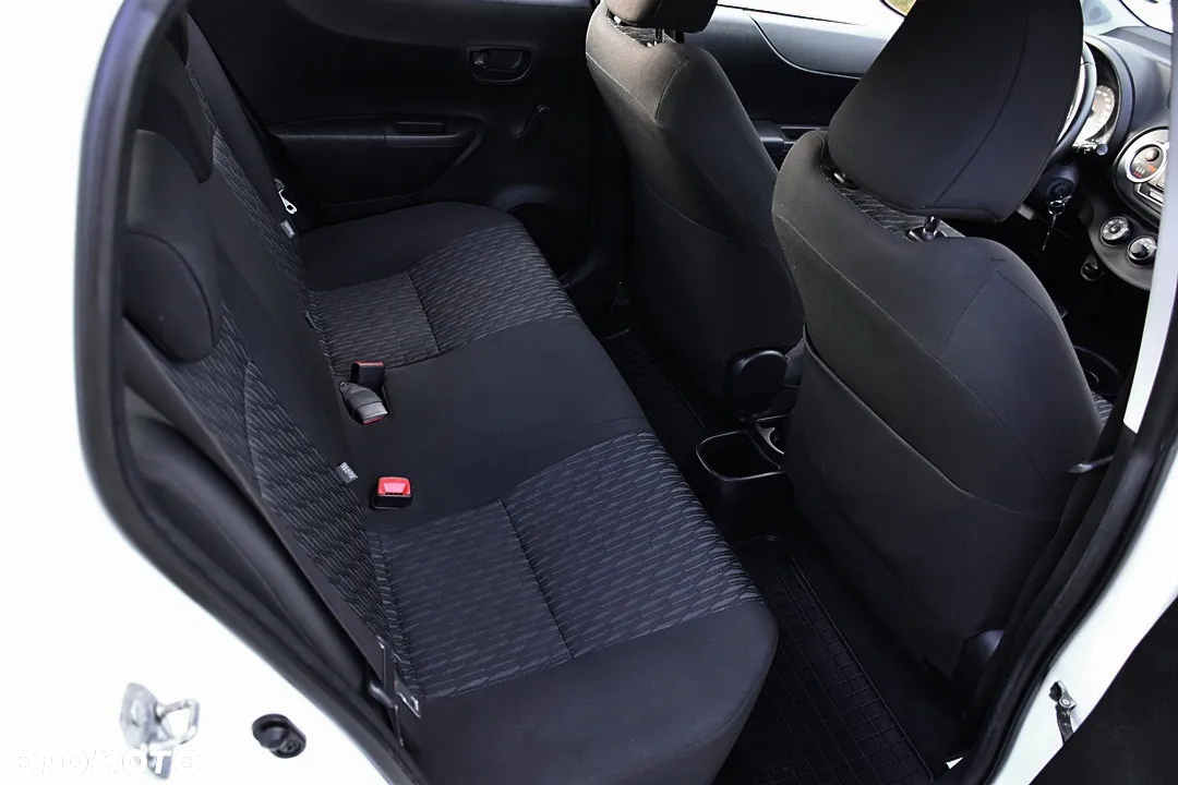 Toyota Yaris 1.33 Life - 35