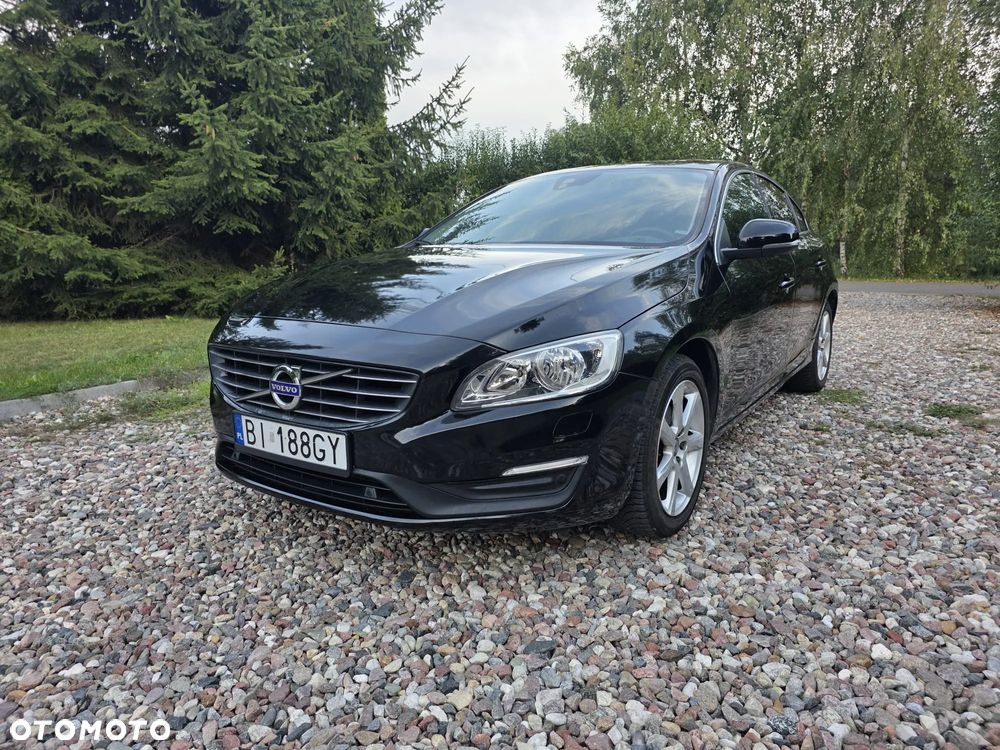 Volvo S60 D2 Drive-E Momentum - 2