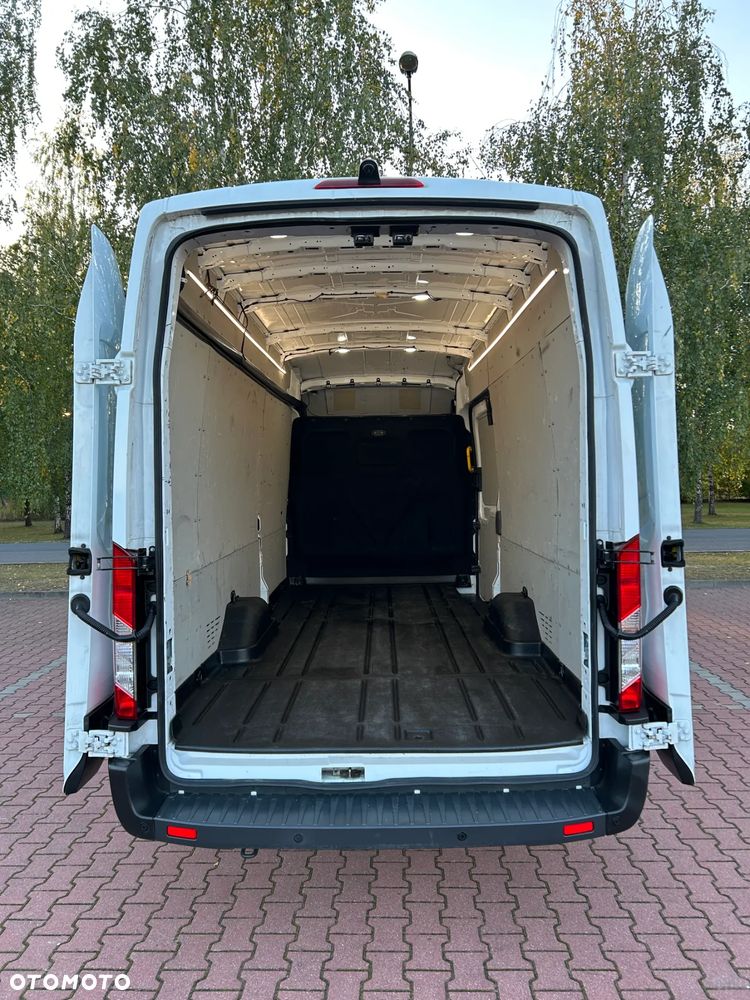 Ford Transit - 21