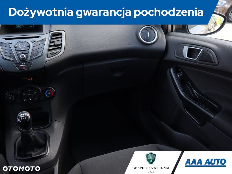 Ford Fiesta - 10