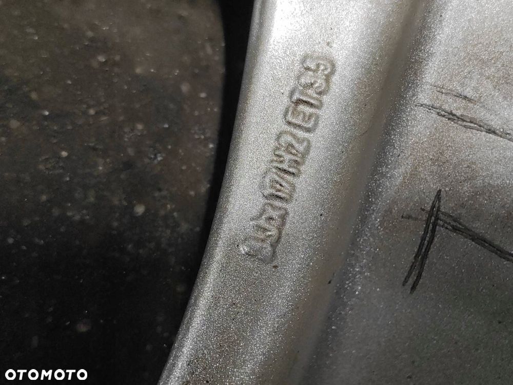 FELGA ALUMINIOWA 8JX17 ET35 5X112 VOLKSWAGEN PASSAT B5 - 4