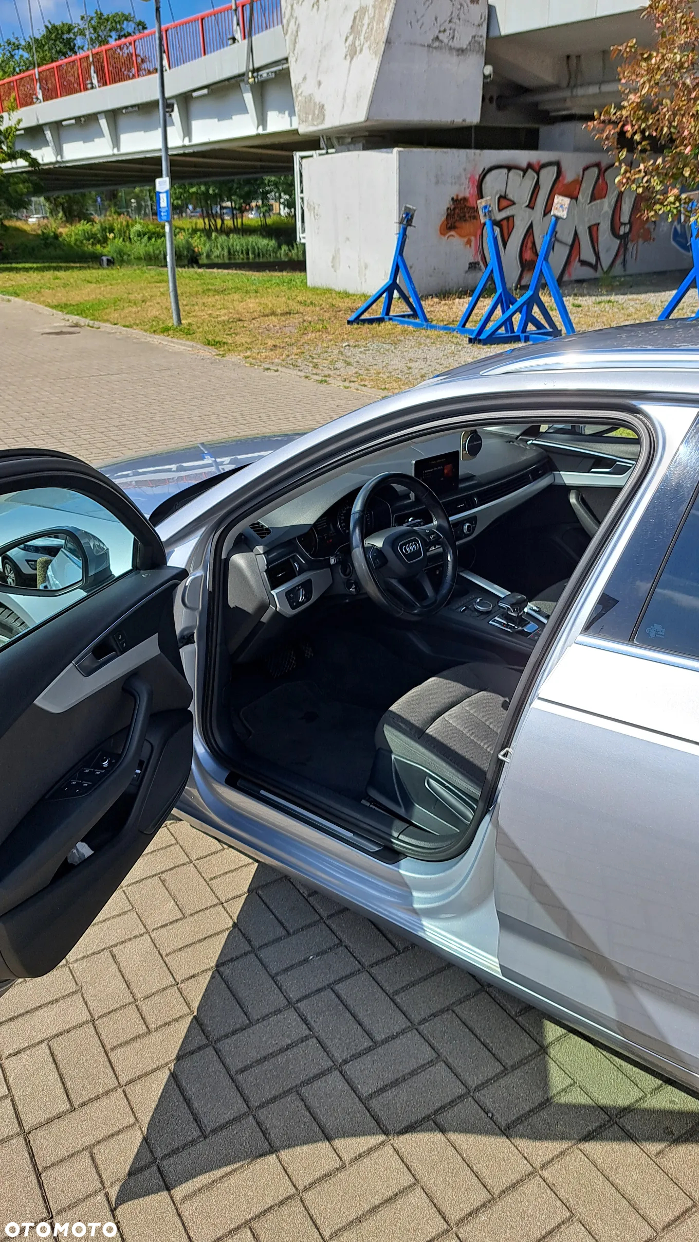Audi A4 2.0 TDI Design S tronic - 4