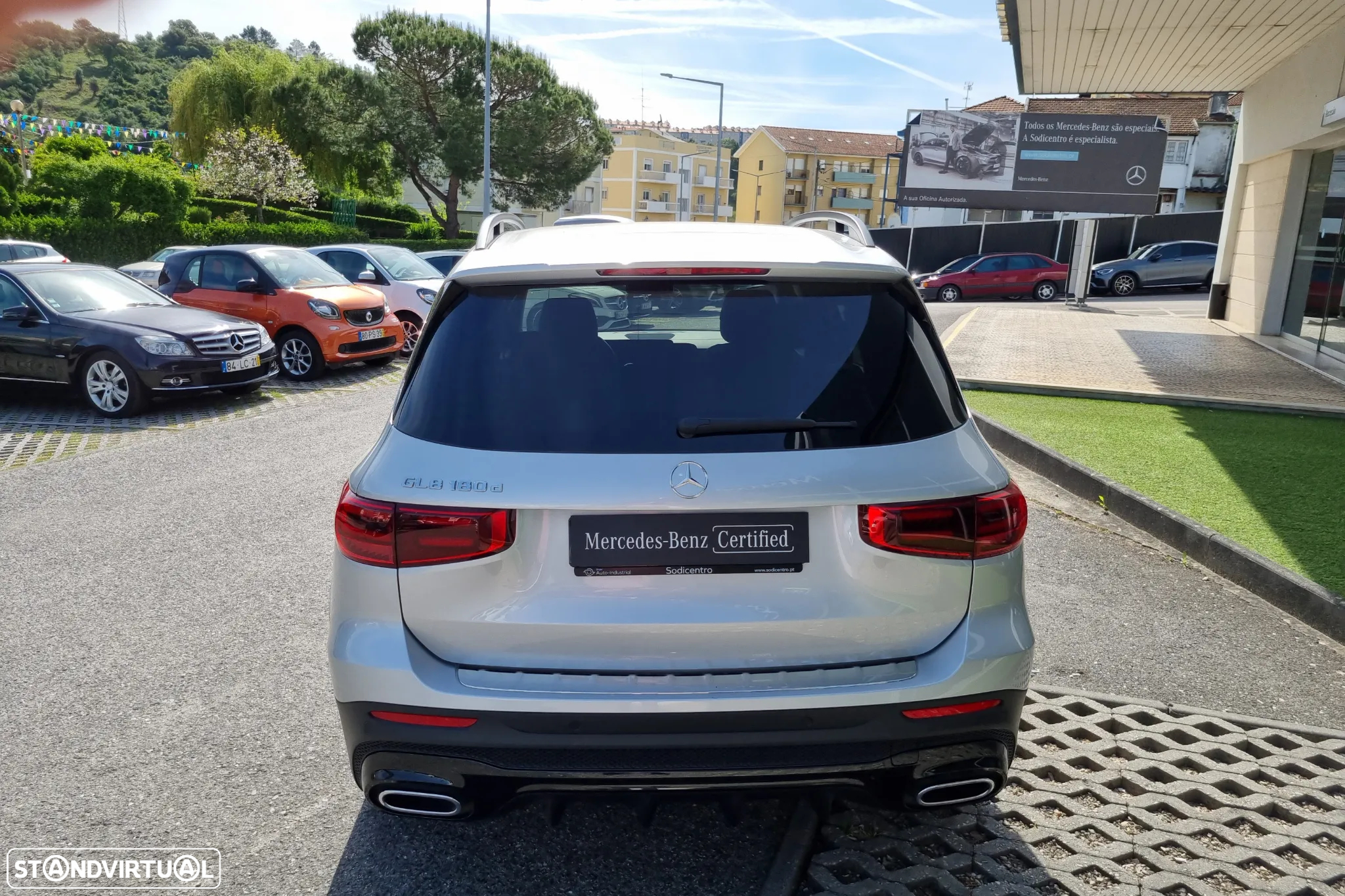 Mercedes-Benz GLB 180 d AMG Line - 23