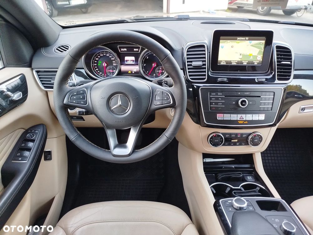 Mercedes-Benz GLE 350 d Coupe 4Matic 9G-TRONIC AMG Line - 20