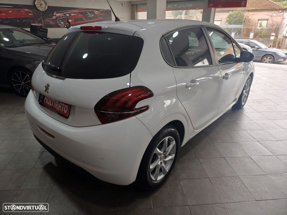 Peugeot 208 1.2 VTi Active - 5