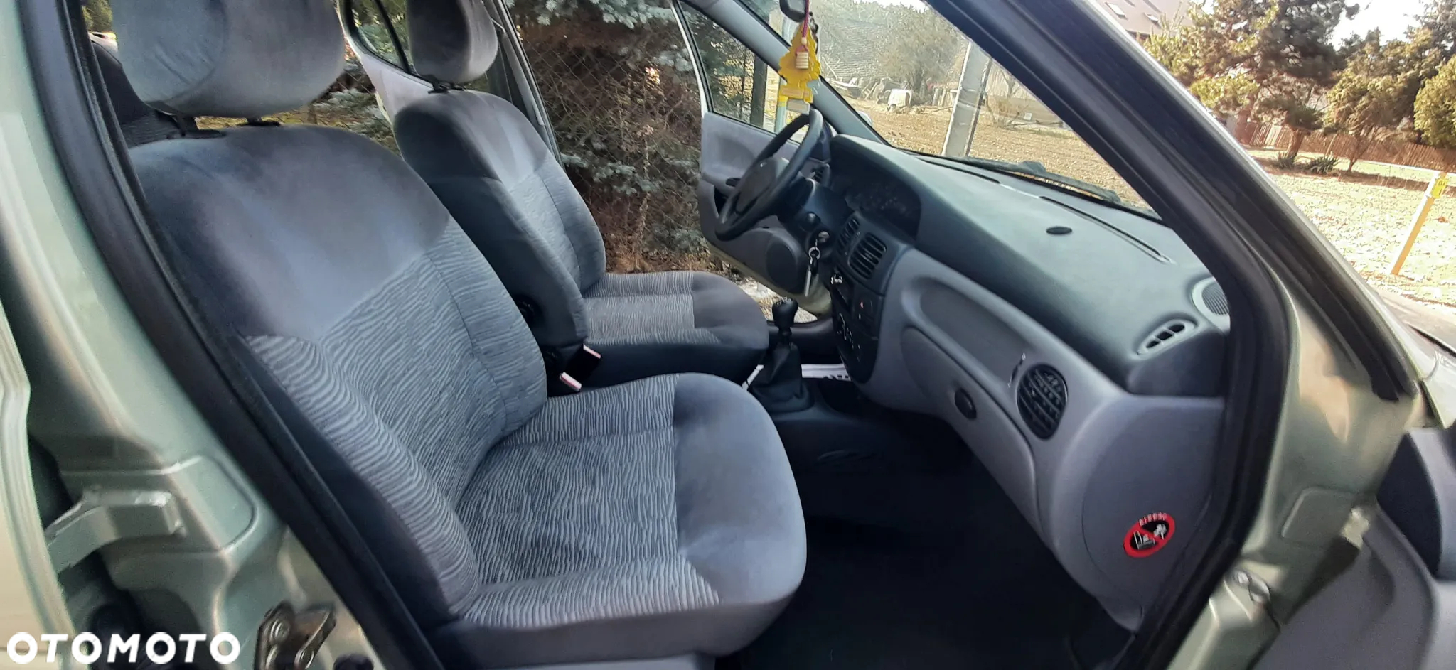 Renault Megane - 40