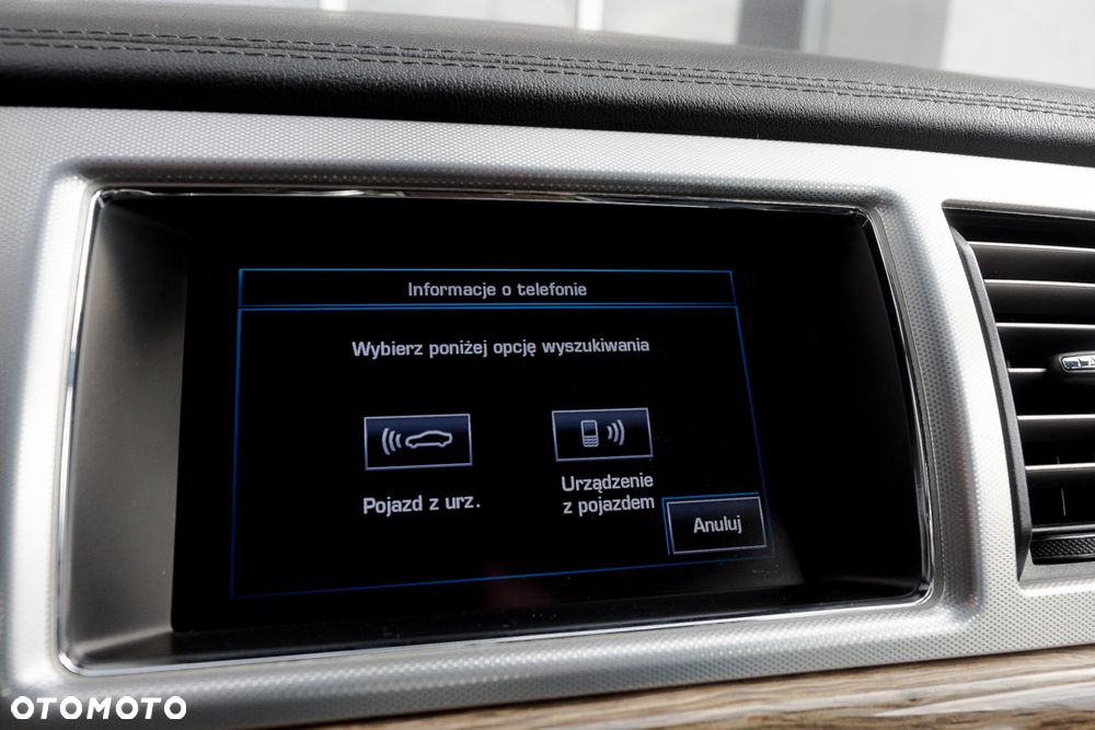 Jaguar XF 2.2 D Luxury - 23