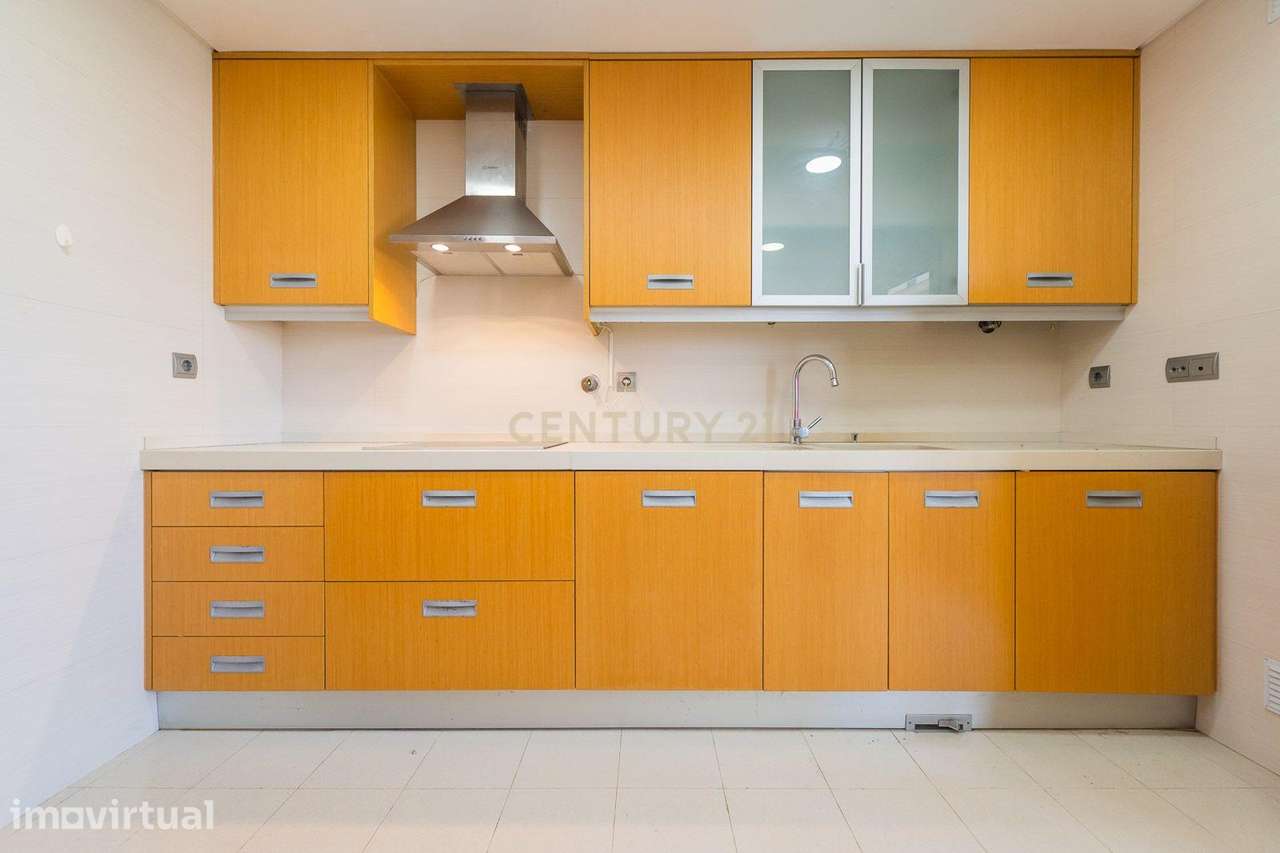 Apartamento T3 Duplex em São Domingos de Rana, Cascais - Grande imagem: 3/60