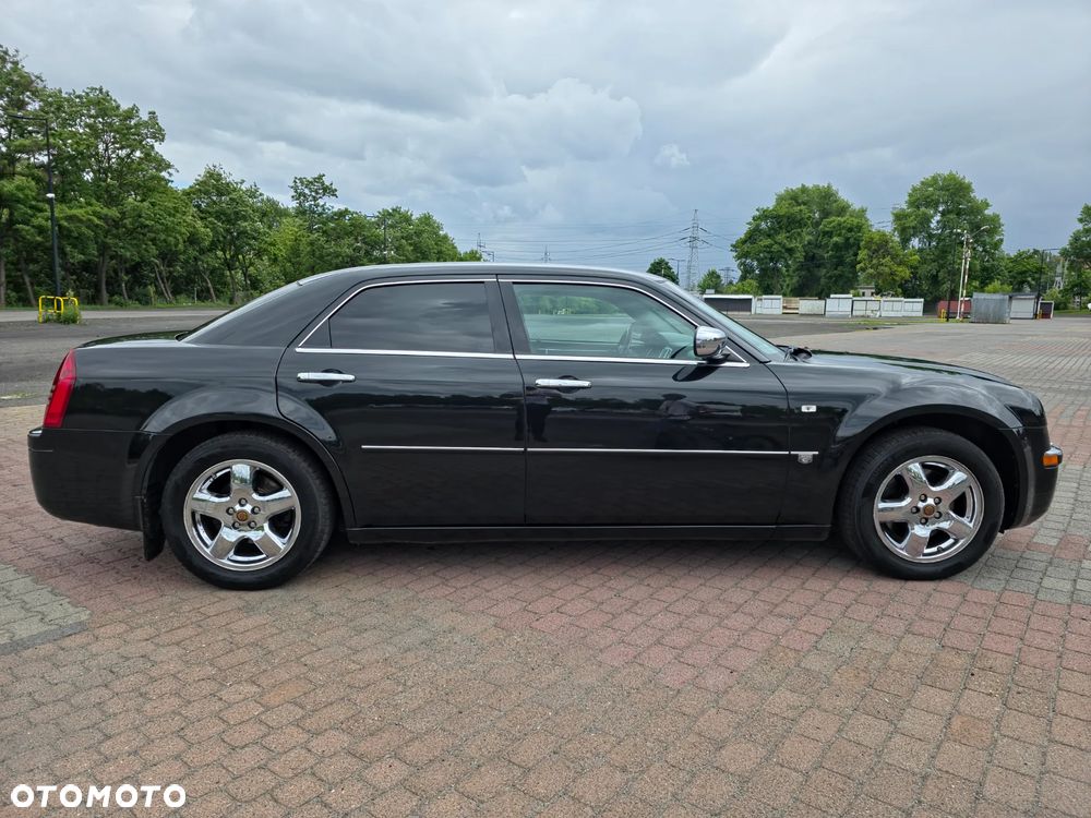 Chrysler 300C - 3