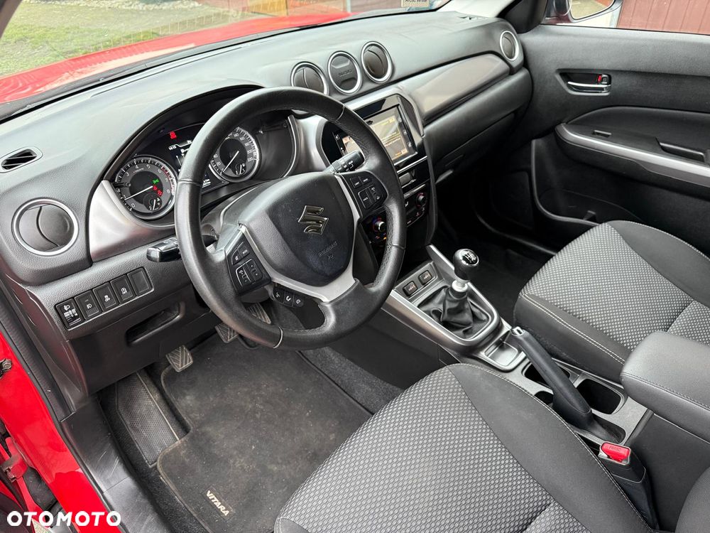 Suzuki Vitara 1.4 Boosterjet Premium 2WD - 9