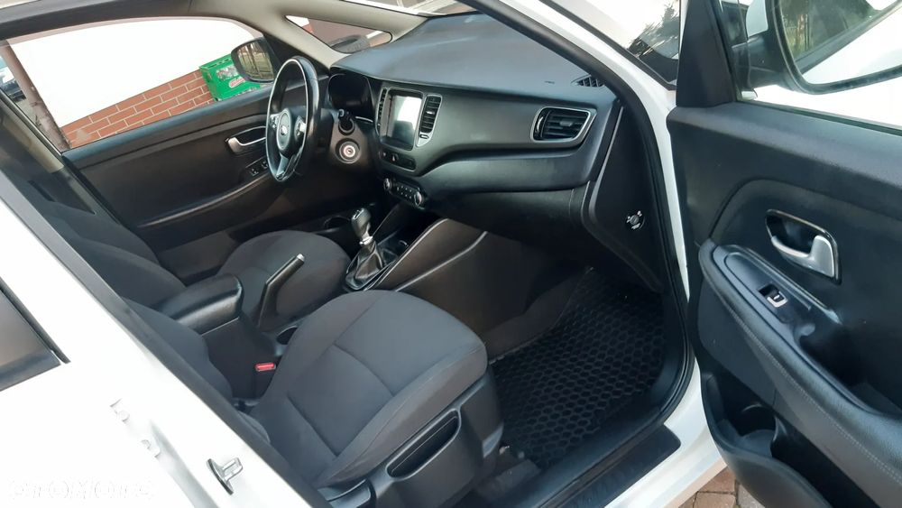 Kia Carens 1.7 CRDi L - 25