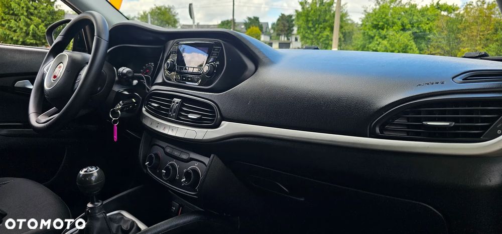 Fiat Tipo 1.4 16v Pop - 24