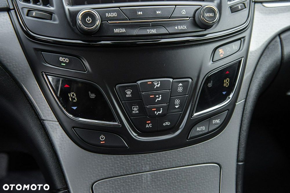 Opel Insignia - 22