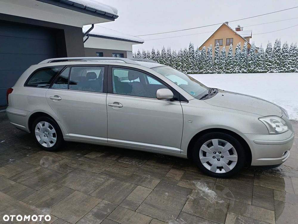 Toyota Avensis 2.0 VVT-i Edition - 10