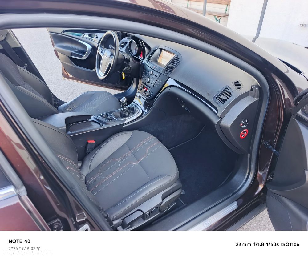 Opel Insignia 1.8 Executive - 27