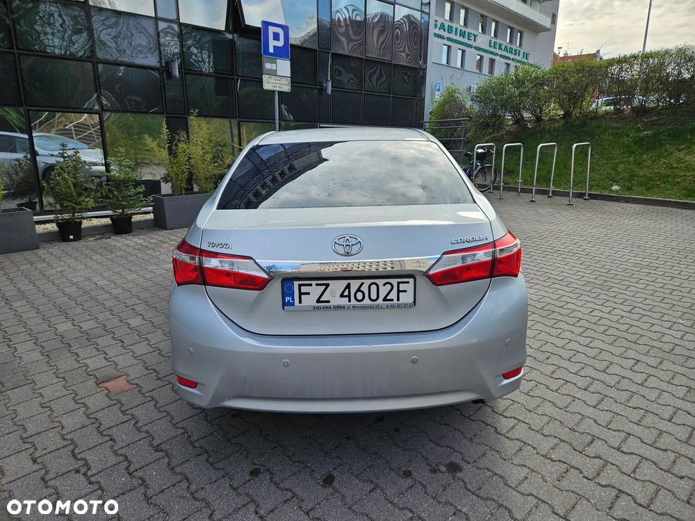 Toyota Corolla 1.6 Prestige - 4