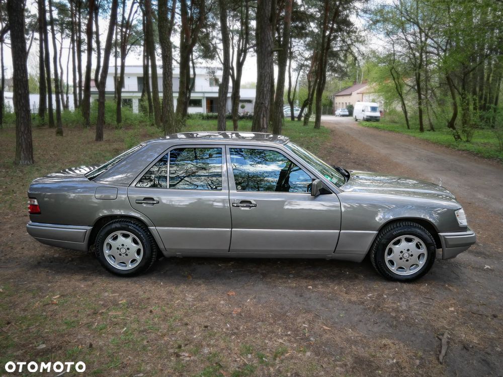 Mercedes-Benz W124 (1984-1993) - 8