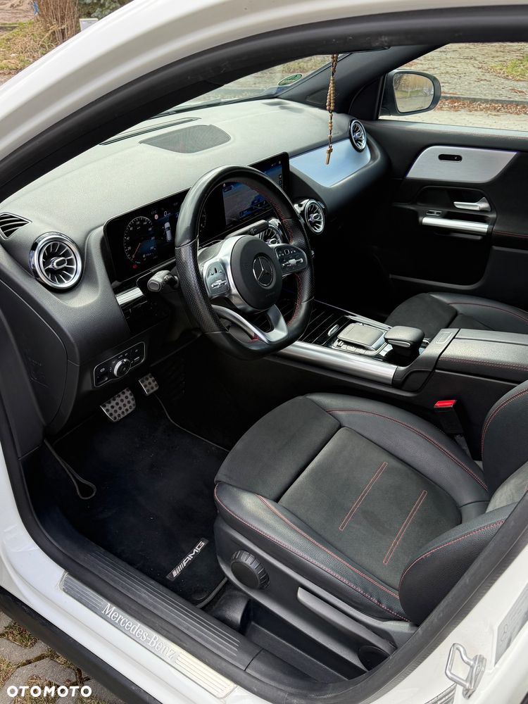 Mercedes-Benz GLA 200 AMG Line - 8