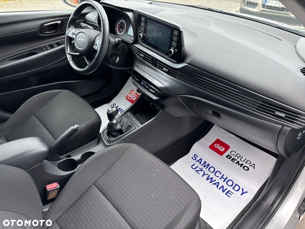 Hyundai i20 - 15