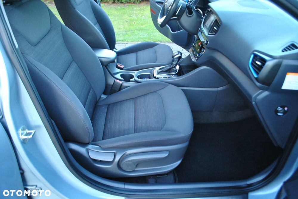 Hyundai IONIQ Hybrid 1.6 GDI Style - 26