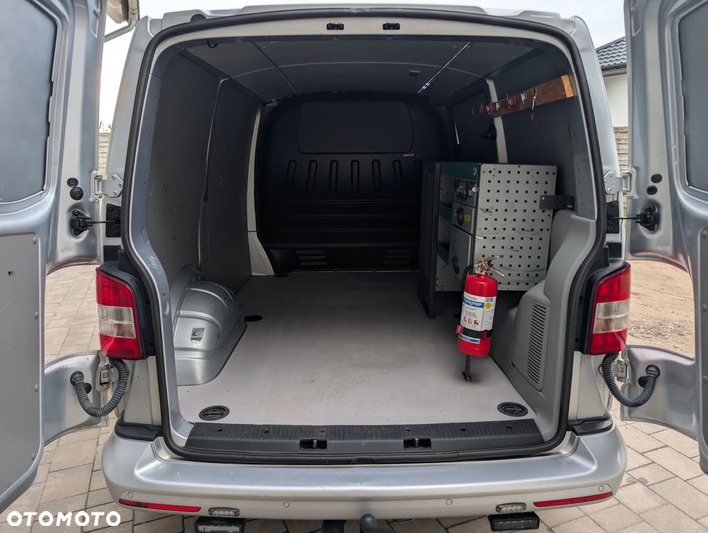 Volkswagen T5 TRANSPORTER - 13