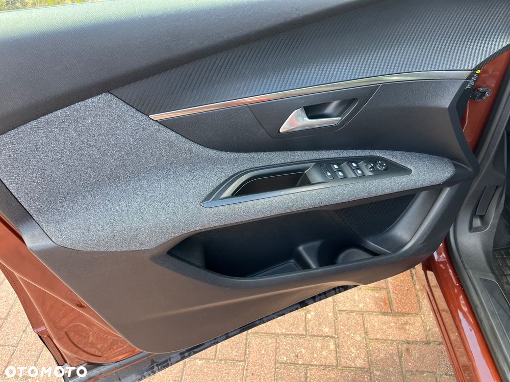 Peugeot 3008 BlueHDi 120 Stop & Start Allure - 17