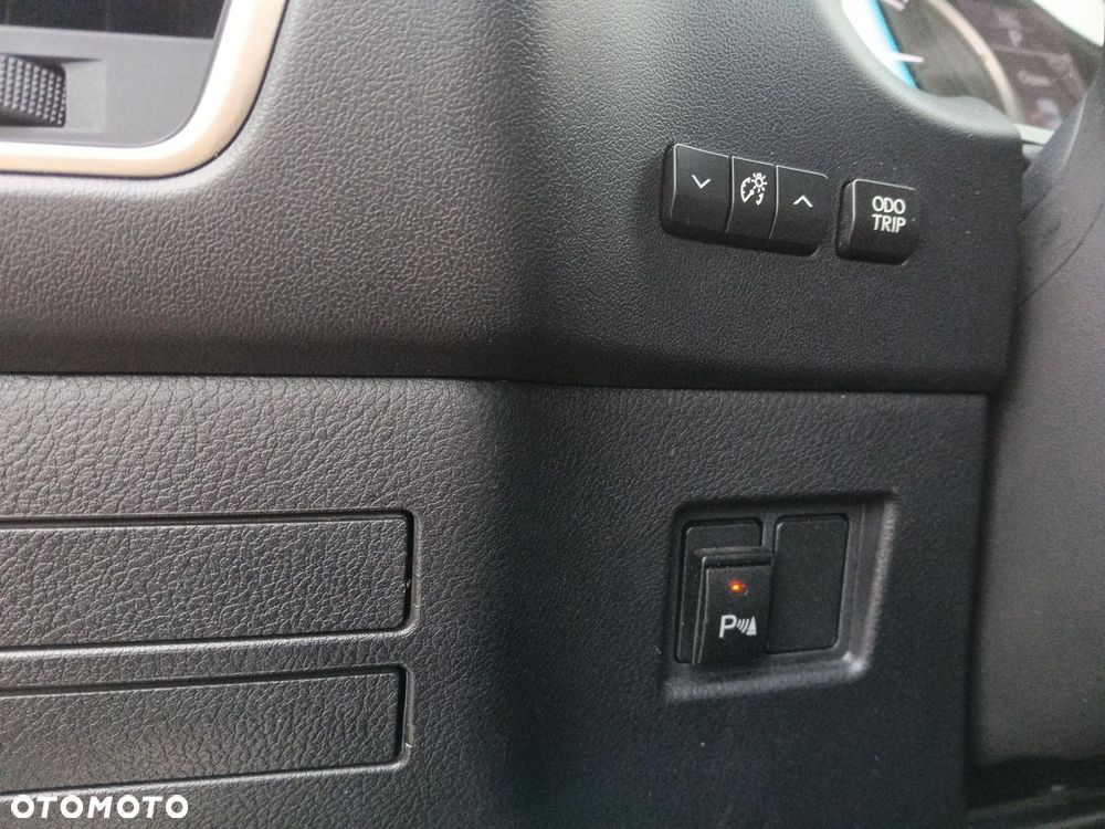 Lexus NX 300h Elite 2WD - 18