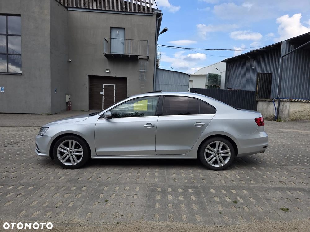 Volkswagen Jetta 1.8T SE - 9
