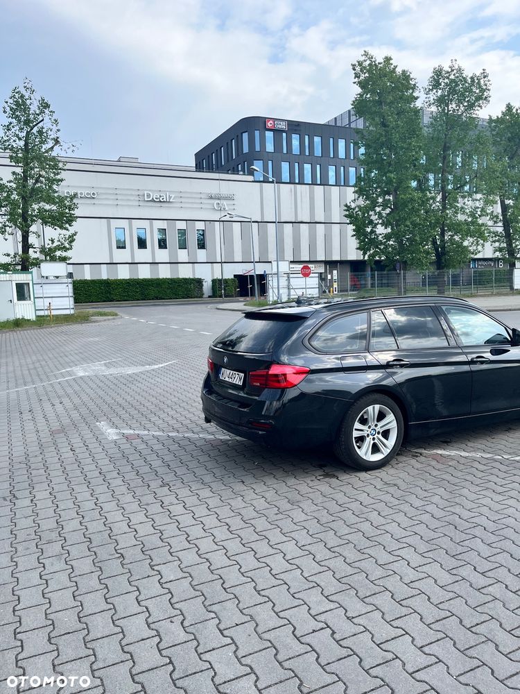 BMW Seria 3 318d Sport Line - 5