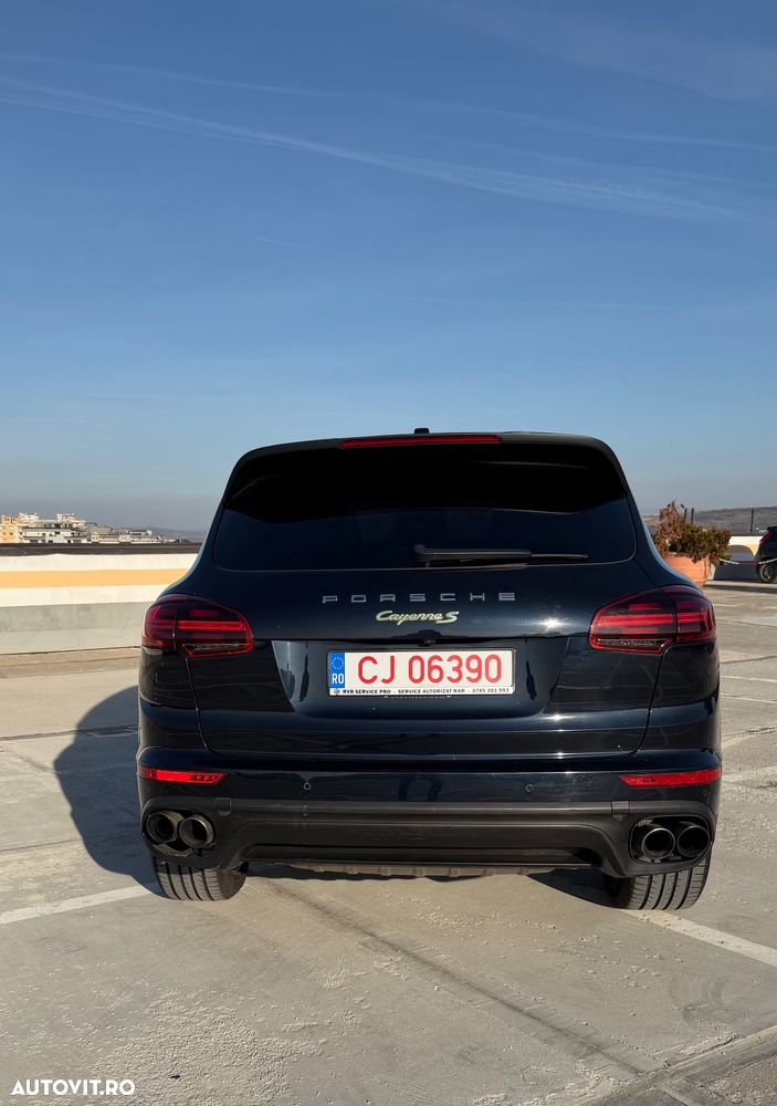 Porsche Cayenne S E-Hybrid Platinum Edition - 16