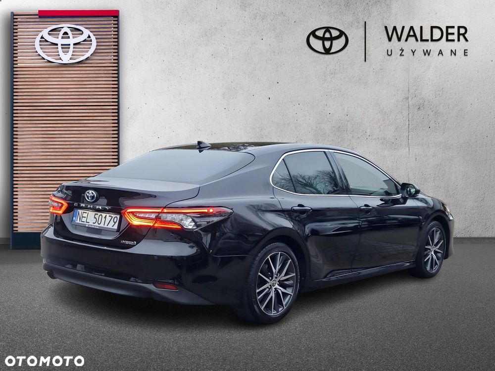 Toyota Camry 2.5 Hybrid Executive CVT - 3