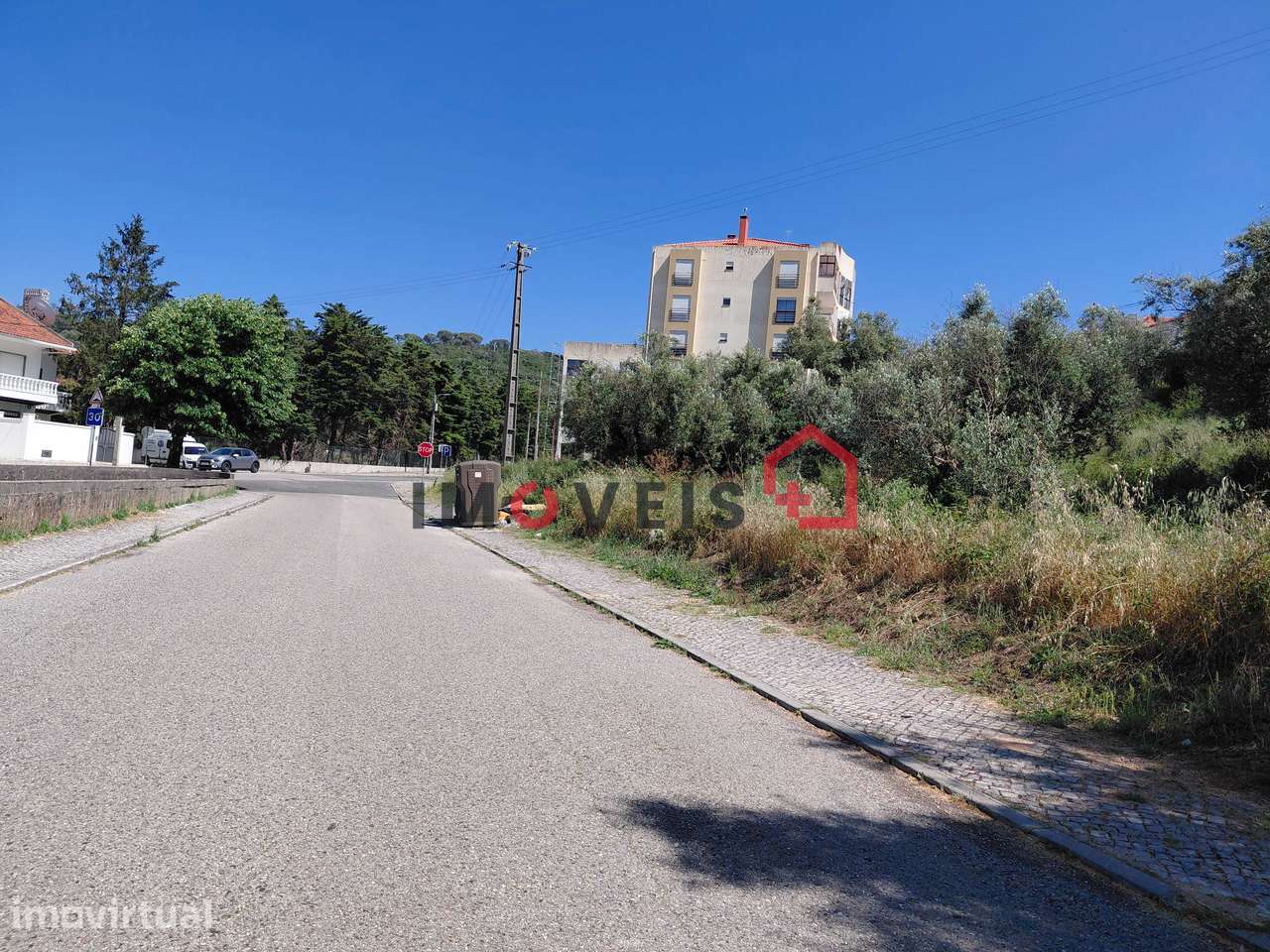 Lote terreno para construção com área de dois mil cento e sessenta... - Grande imagem: 3/3