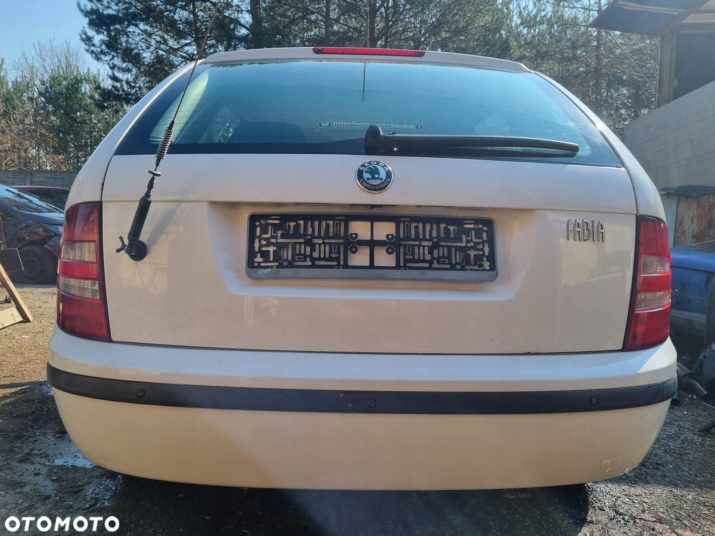 SKODA FABIA I 99-08 LIFT 2004 r. KOMBI KOMPLETNY ZDERZAK TYŁ PDC BIAŁY EU - 1