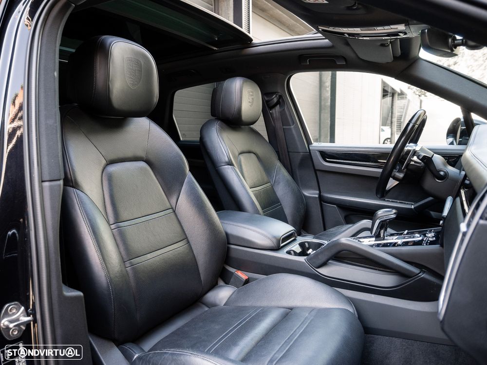 Porsche Cayenne S E-Hybrid - 19