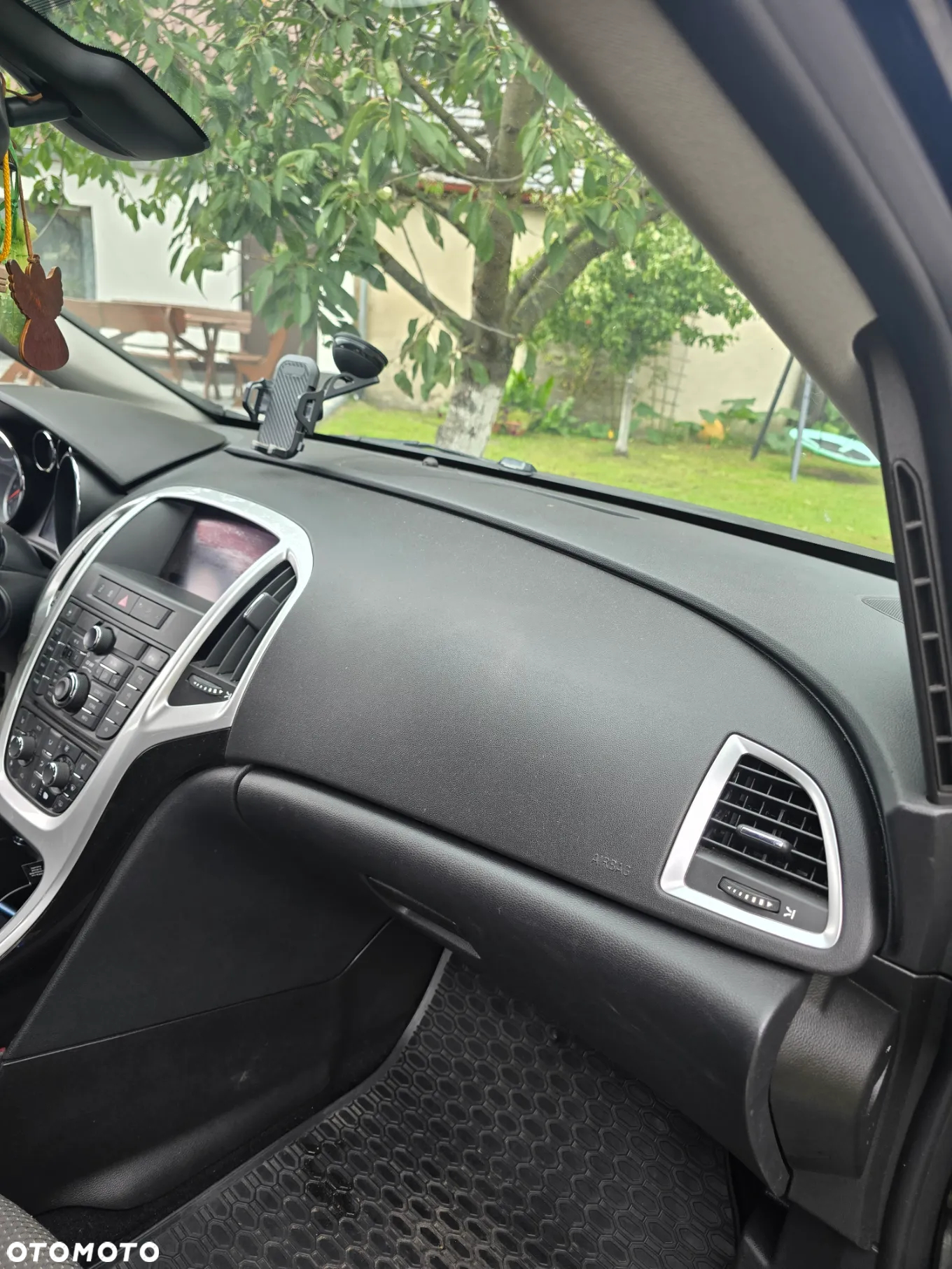 Opel Astra IV 1.4 T Cosmo - 10
