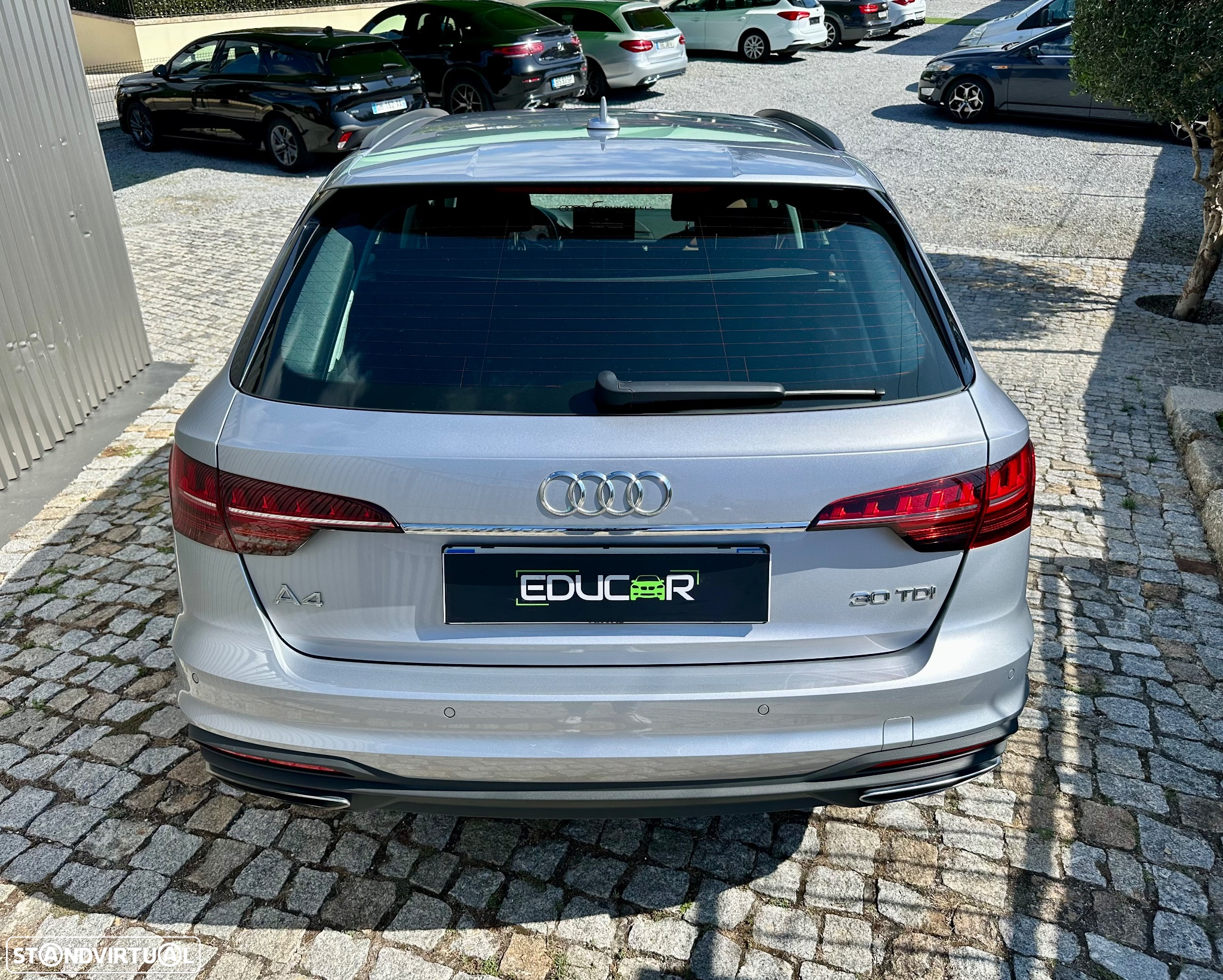 Audi A4 Avant 30 TDI Advanced S tronic - 14