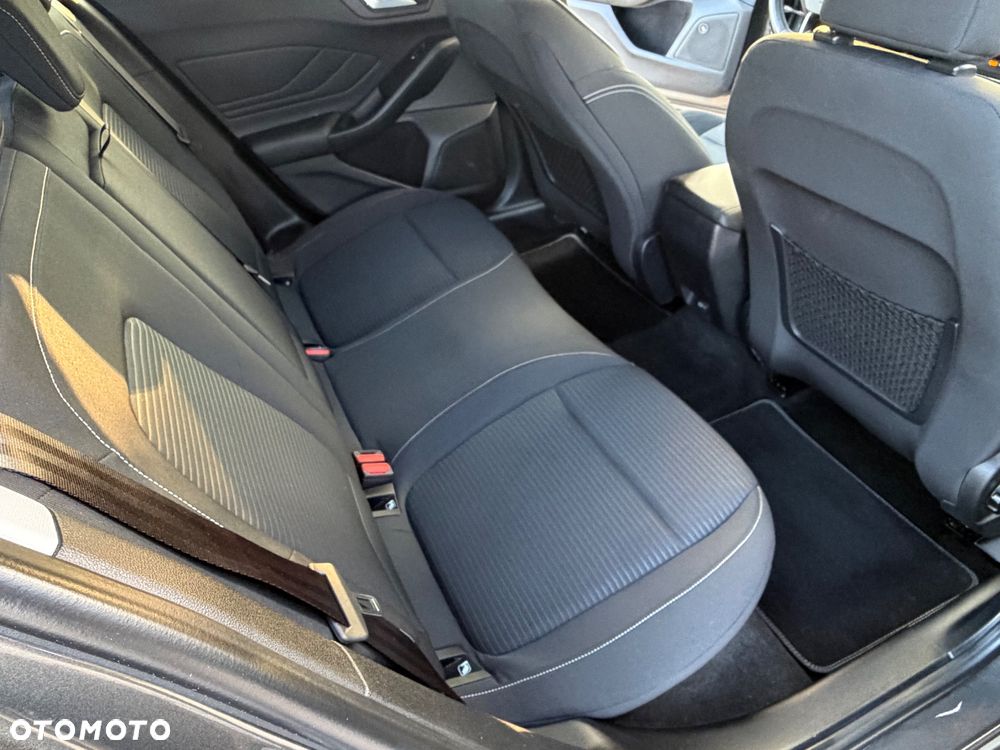 Ford Focus 1.5 EcoBlue STart-Stopp-System TITANIUM X - 20