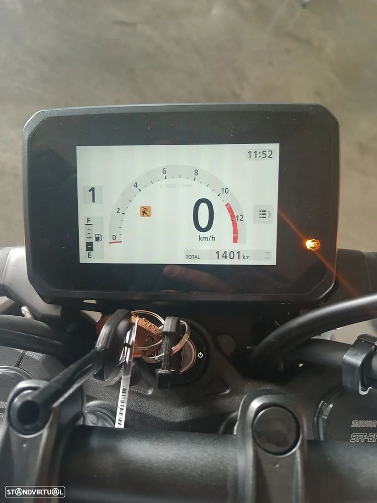 Honda CB CB 125 R - 10